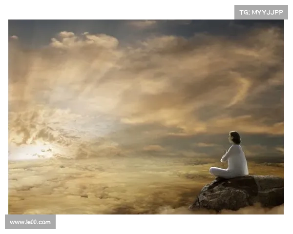 荒漠心境的冥想之旅在自然怀抱中的灵魂觉醒与和谐交融