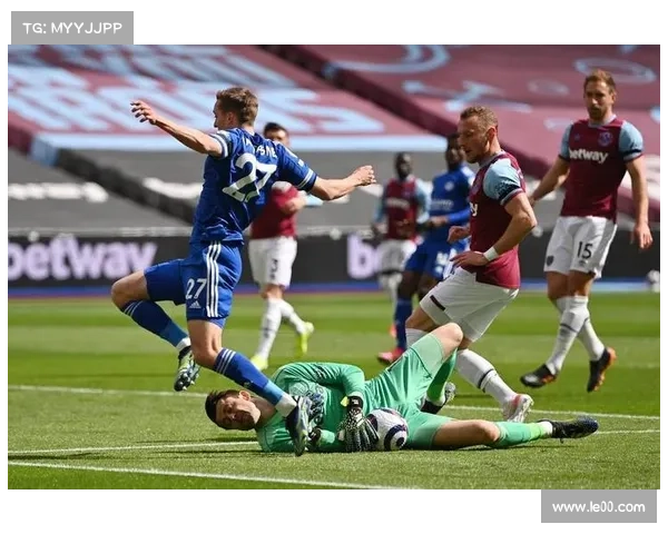 探秘英联赛杯独特魅力解析其赛制历史与激情碰撞魅力