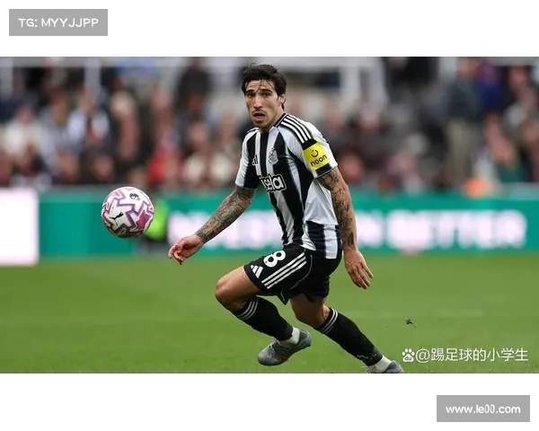 尤文图斯面临新挑战：球员转会市场变化与球队重建策略解析